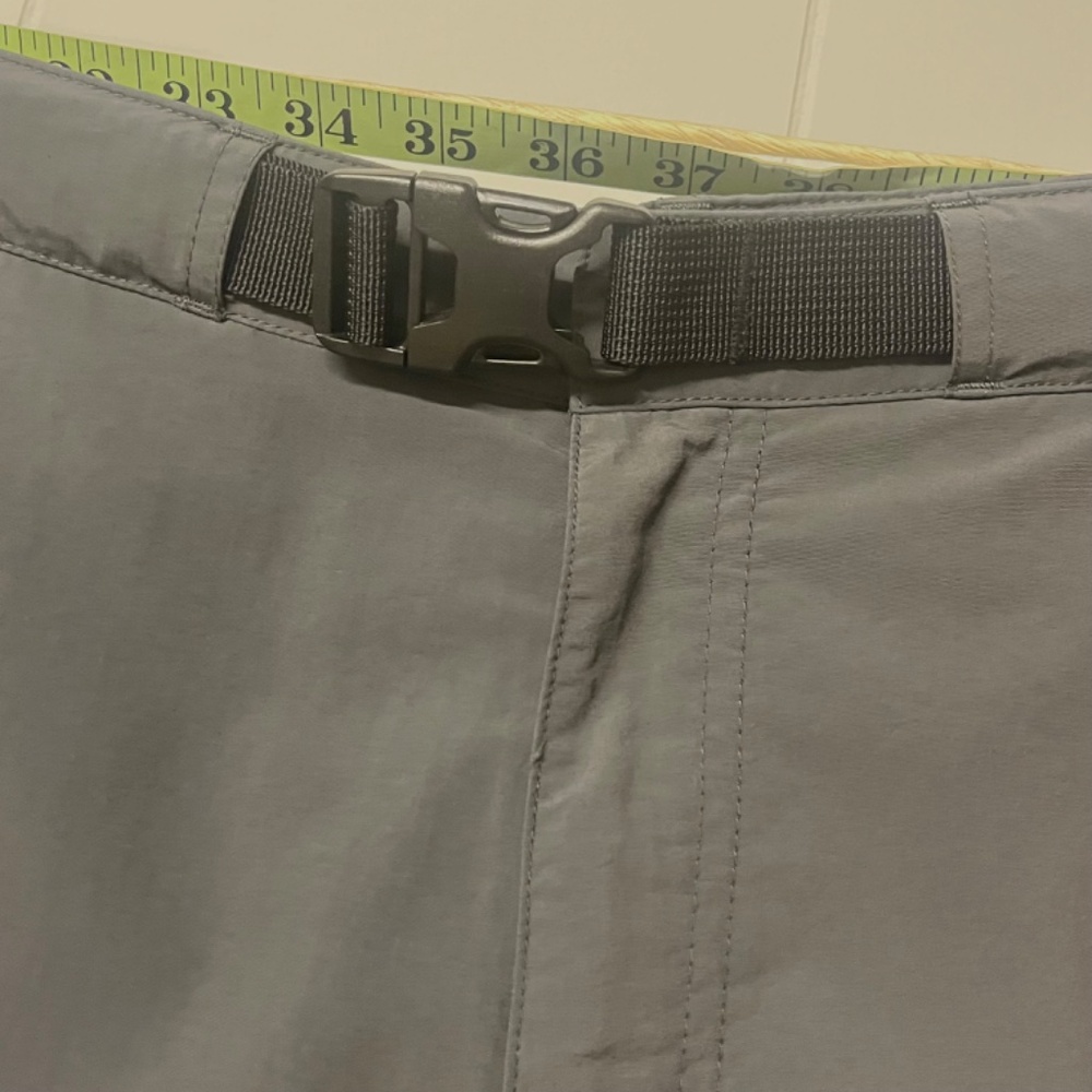 EMS Gray Cargo Shorts - size 34 - Picture 2 of 10